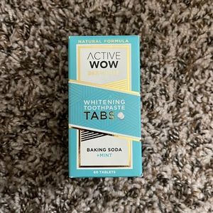 Active WOW 24k White whitening toothpaste tabs mint brand new